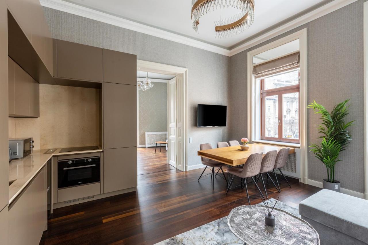 Luxury Apartment With Balcony Next To The New York Cafe Budapesta Exterior foto