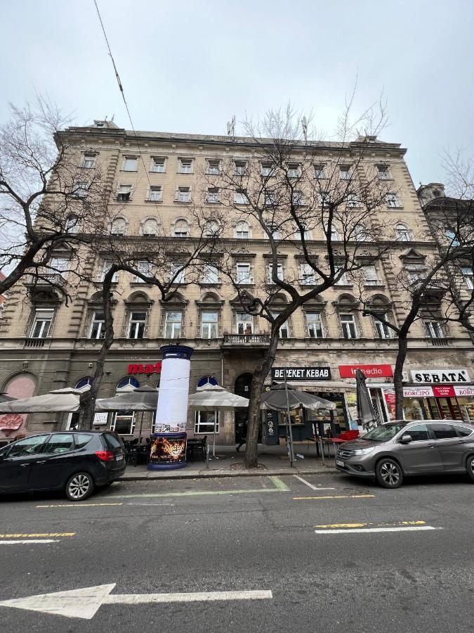 Luxury Apartment With Balcony Next To The New York Cafe Budapesta Exterior foto